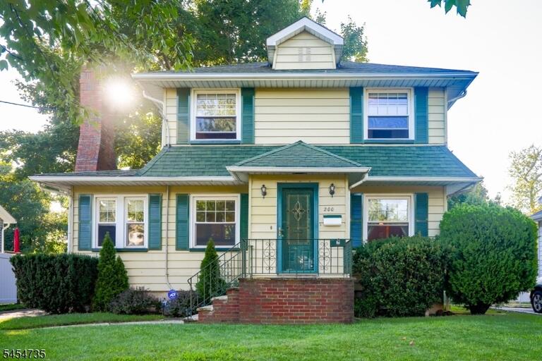 Property listing MLS 4048764 photo 2