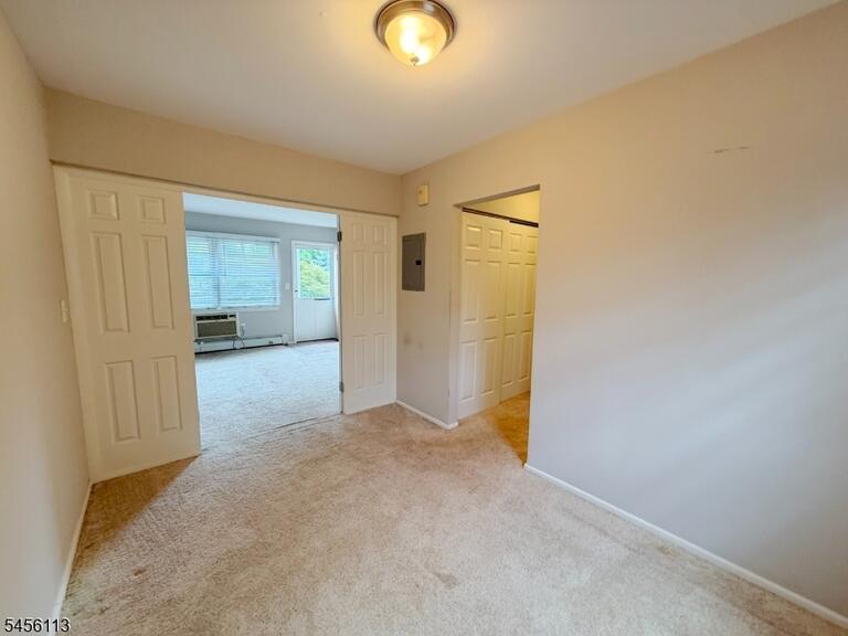 Property listing MLS 4048782 photo 6