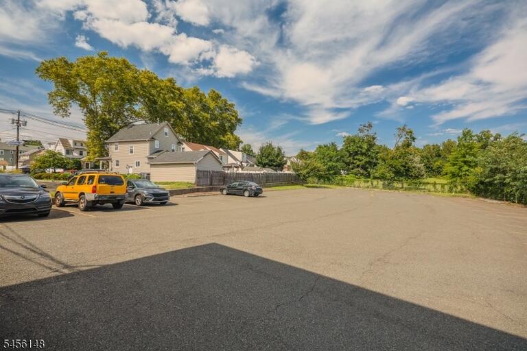 Property listing MLS 4048806 photo 8