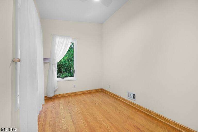 Property listing MLS 4048822 photo 39