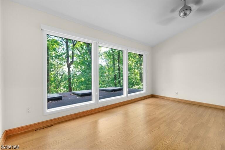 Property listing MLS 4048822 photo 46