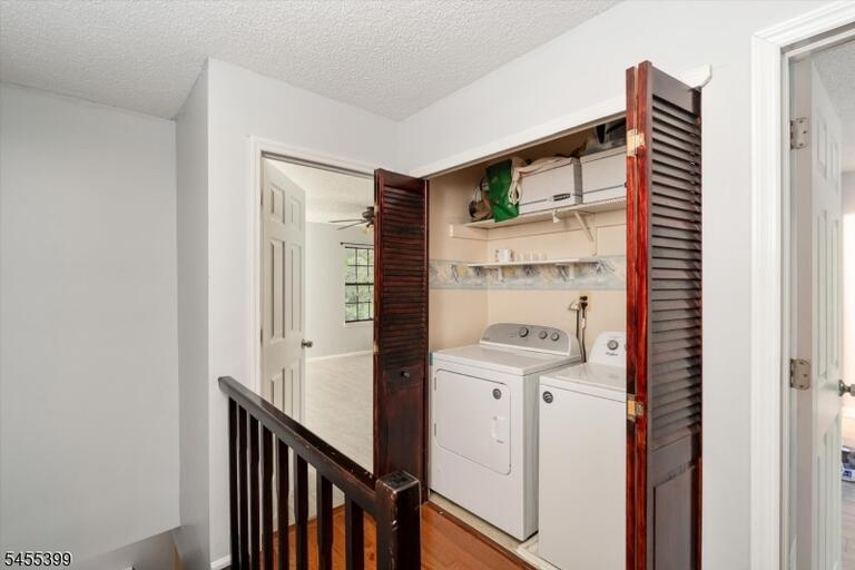 Property listing MLS 4048882 photo 24