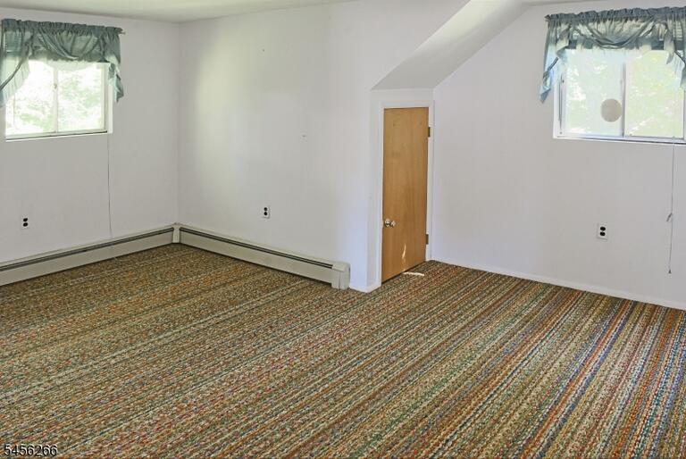Property listing MLS 4048893 photo 10
