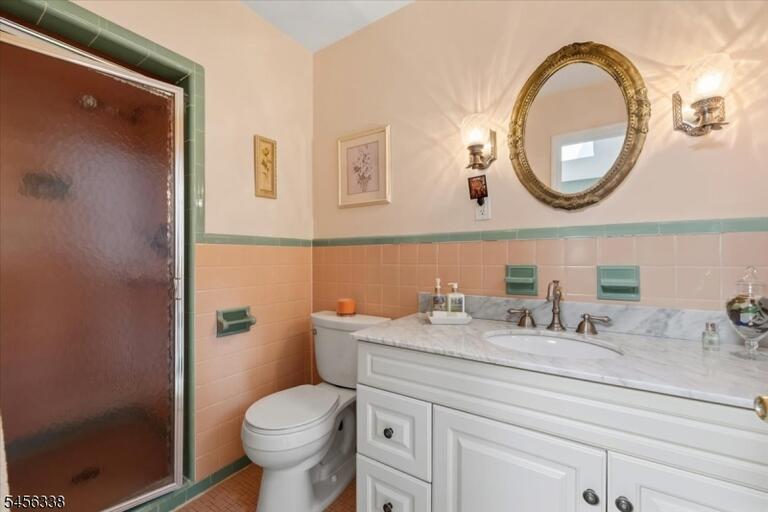 Property listing MLS 4048946 photo 25