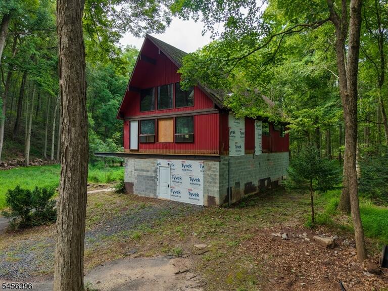 Property listing MLS 4049008 photo 14