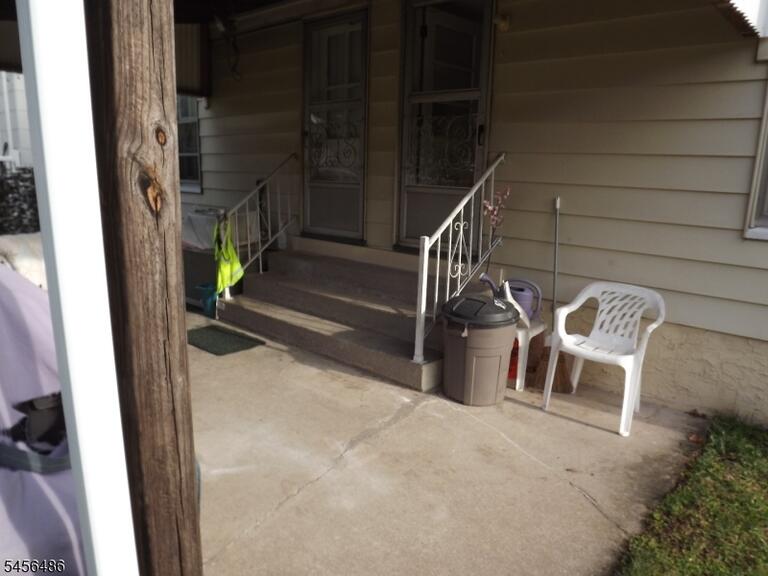Property listing MLS 4049104 photo 30