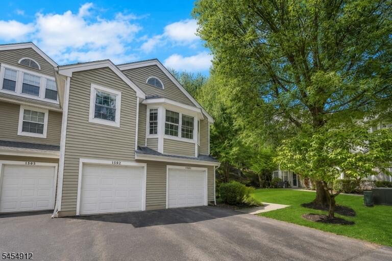 Property listing MLS 4049109 photo 30