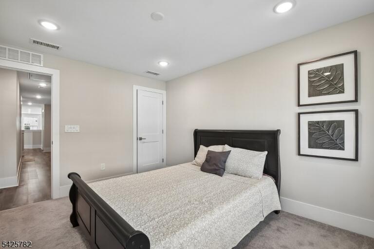 Property listing MLS 4049213 photo 18