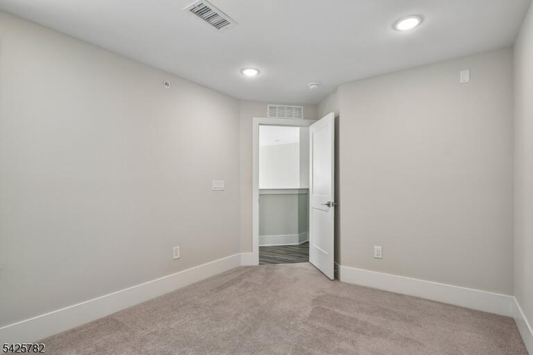 Property listing MLS 4049213 photo 21