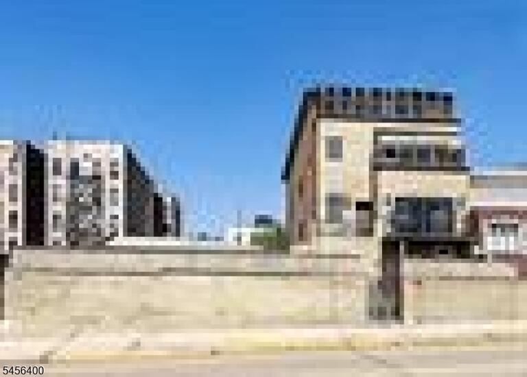 Property listing MLS 4049303 photo 1