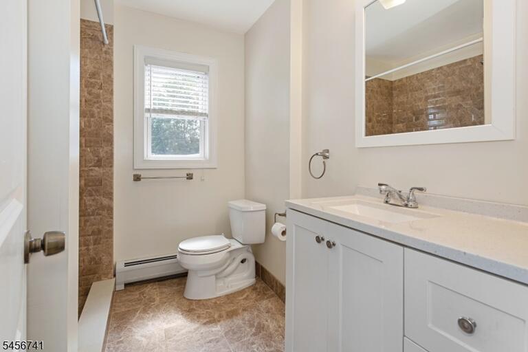 Property listing MLS 4049333 photo 15