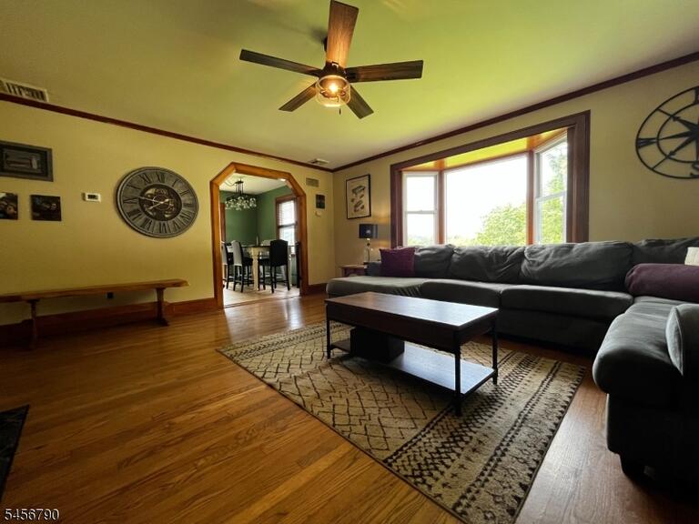 Property listing MLS 4049391 photo 7