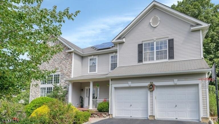 Property listing MLS 4049401 photo 1