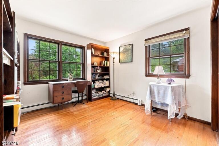 Property listing MLS 4049468 photo 17