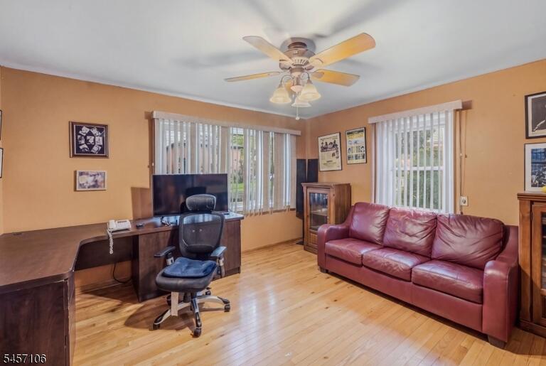 Property listing MLS 4049631 photo 11