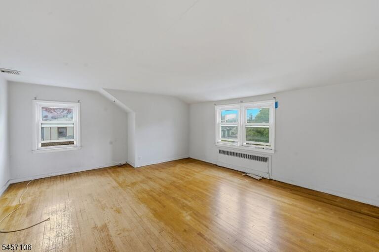 Property listing MLS 4049631 photo 35