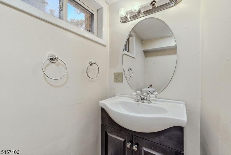 Property listing MLS 4049631 photo 46