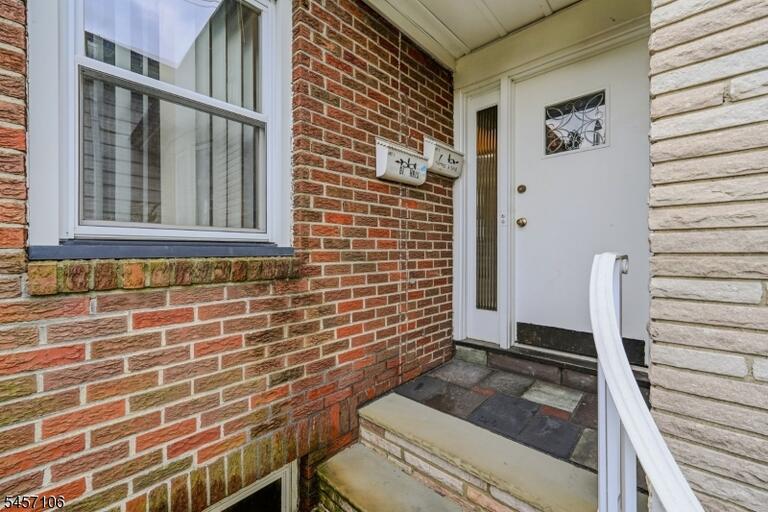 Property listing MLS 4049631 photo 6