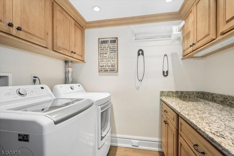 Property listing MLS 4049800 photo 40