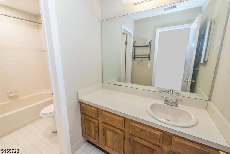 Property listing MLS 4049807 photo 17