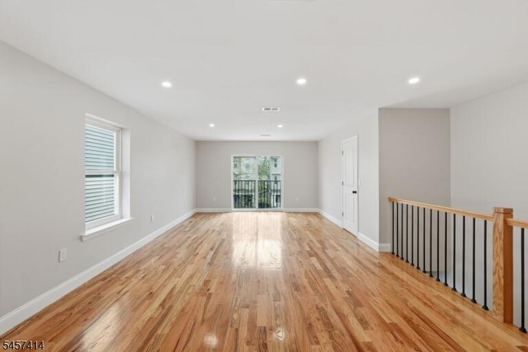 Property listing MLS 4049820 photo 11