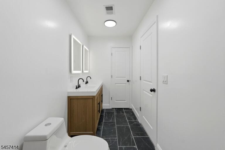Property listing MLS 4049820 photo 25