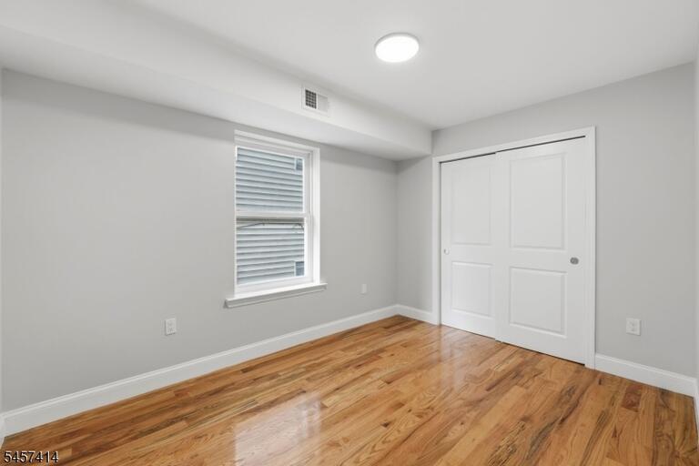 Property listing MLS 4049820 photo 9