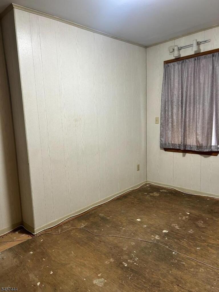 Property listing MLS 4049841 photo 13