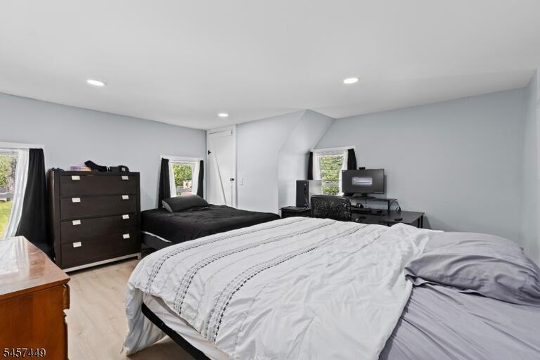 Property listing MLS 4049845 photo 9