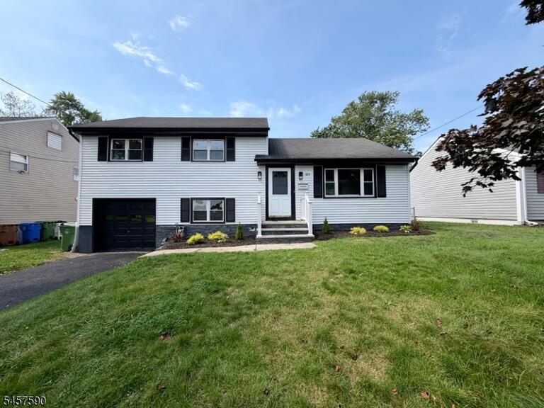 Property listing MLS 4049977 photo 1
