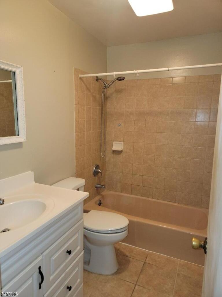 Property listing MLS 4049980 photo 10