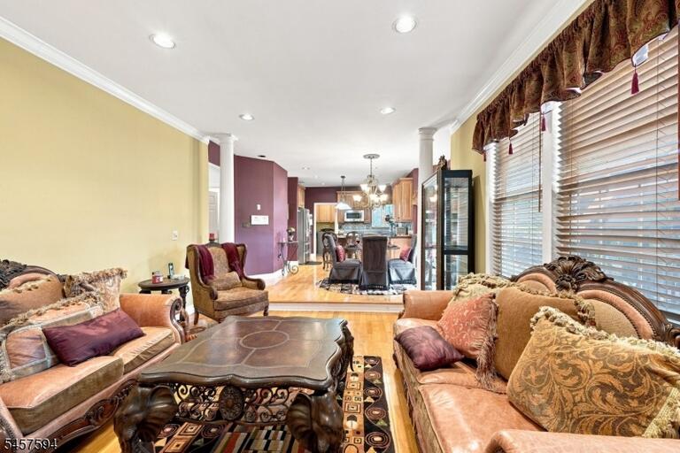 Property listing MLS 4049981 photo 27