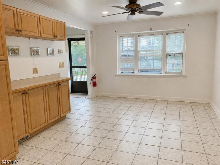 Property listing MLS 4050003 photo 5