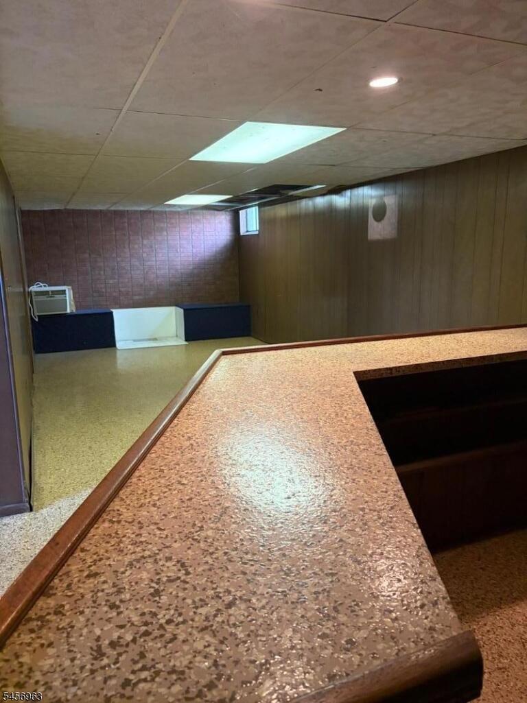 Property listing MLS 4050023 photo 3