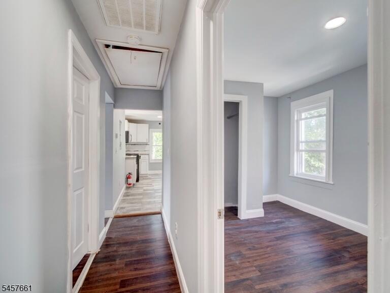 Property listing MLS 4050030 photo 12
