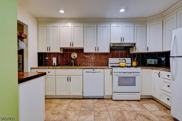 Property listing MLS 4050041 photo 5
