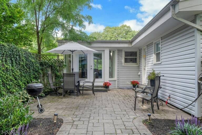Property listing MLS 4050051 photo 21