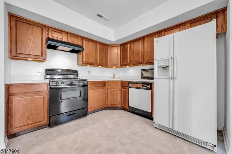 Property listing MLS 4050061 photo 12