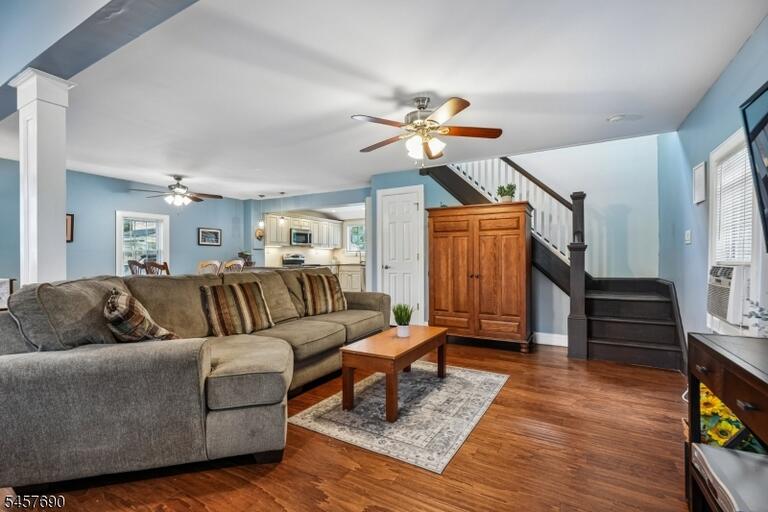Property listing MLS 4050067 photo 10