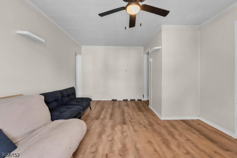 Property listing MLS 4050083 photo 17