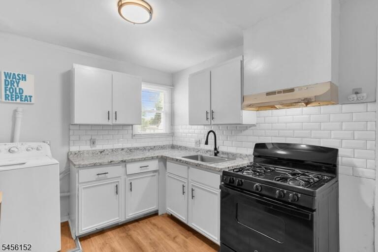 Property listing MLS 4050083 photo 18