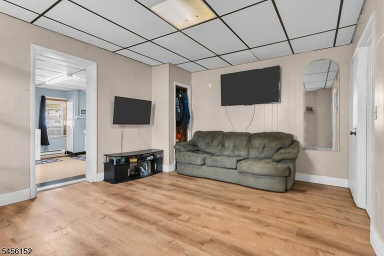 Property listing MLS 4050083 photo 6