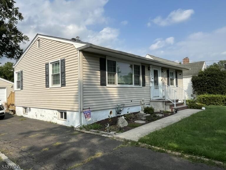 Property listing MLS 4050084 photo 8