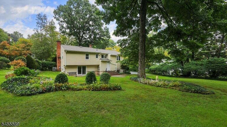 Property listing MLS 4050087 photo 29