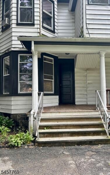 Property listing MLS 4050115 photo 2