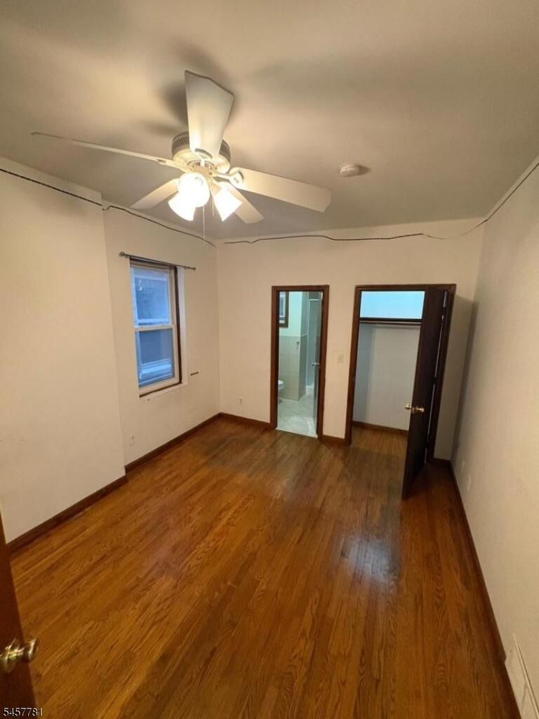 Property listing MLS 4050121 photo 5