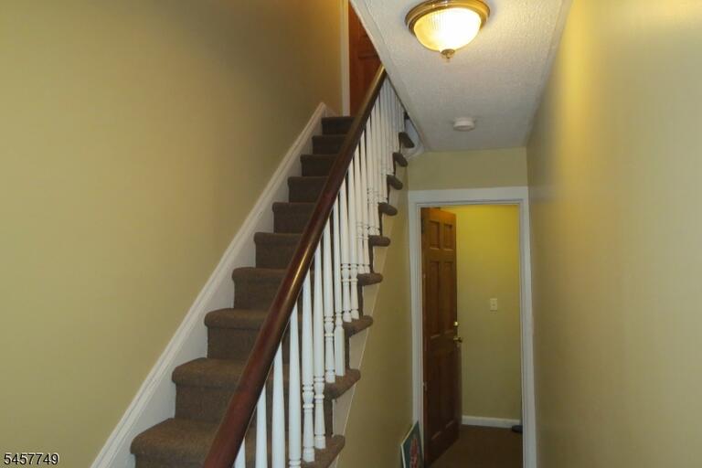 Property listing MLS 4050127 photo 11