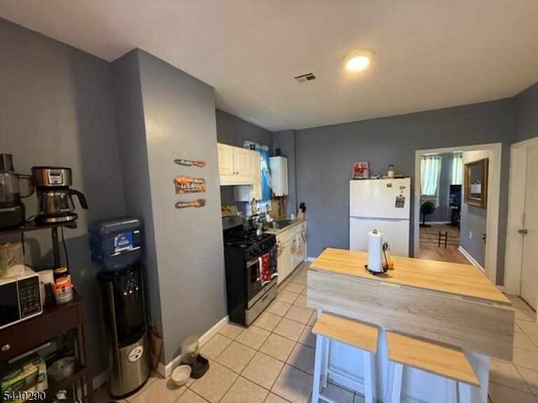 Property listing MLS 4050153 photo 4