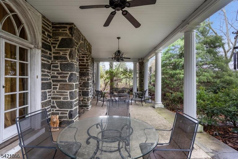 Property listing MLS 4050160 photo 42