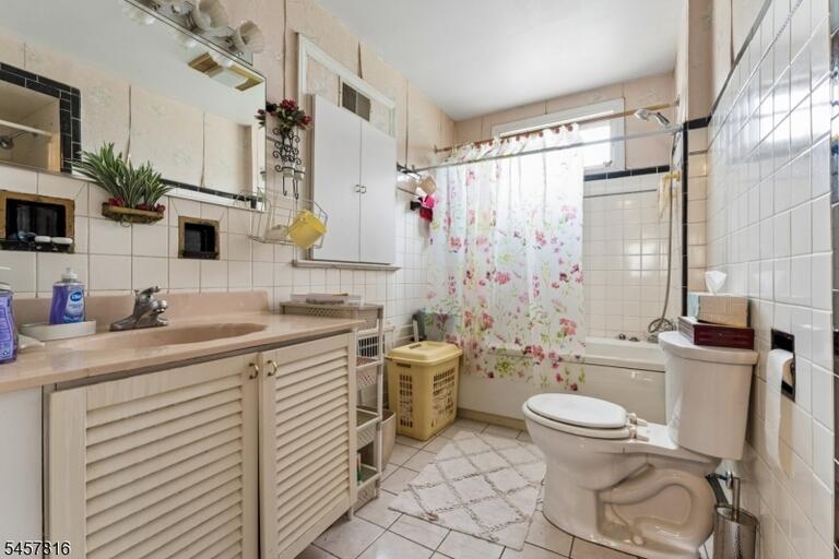 Property listing MLS 4050193 photo 25